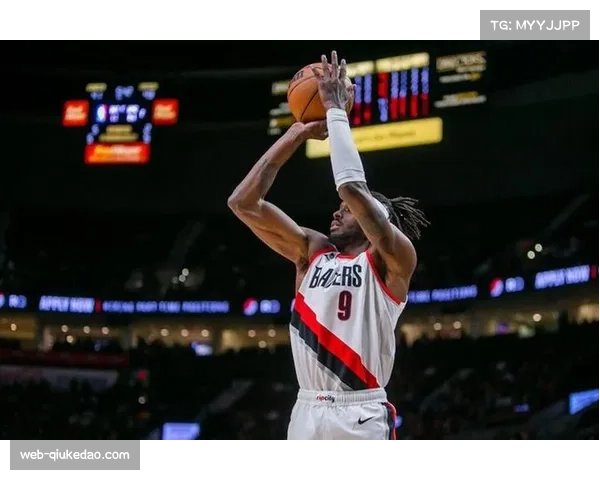 开拓者大胜灰熊止连败，格兰特23分克林根两双